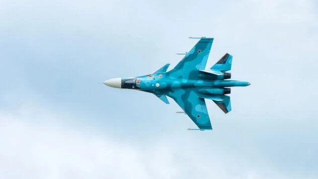 Винищувач-бомбардувальник Су-34: що відомо та які технічні характеристики